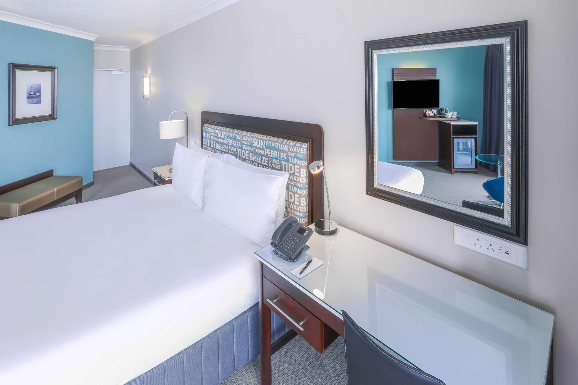 Garden Court East London Hotel ภายนอก รูปภาพ