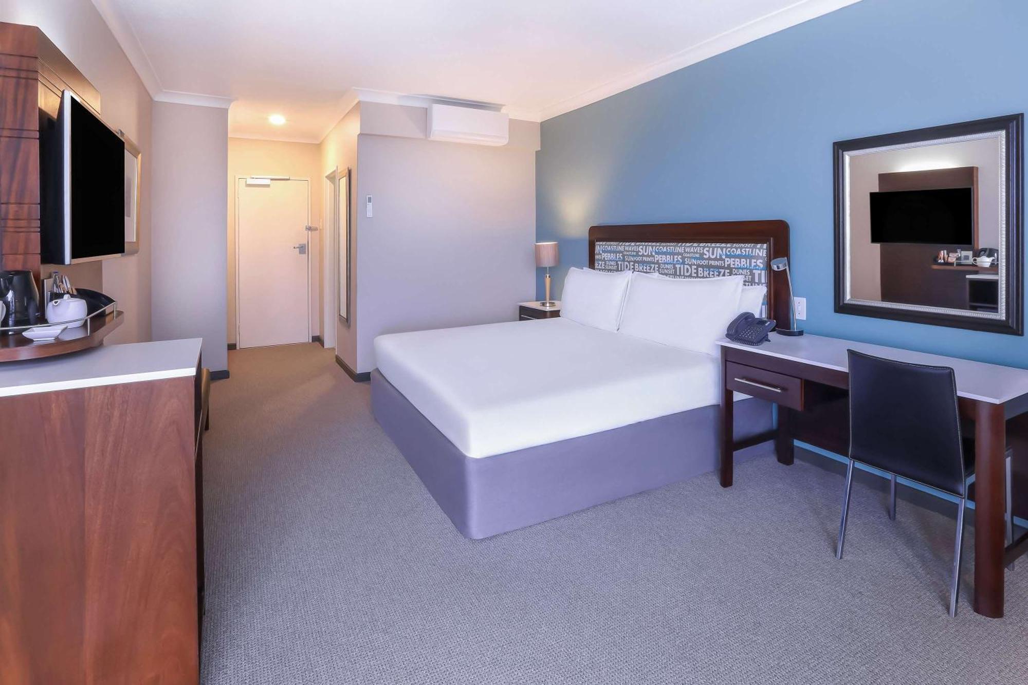 Garden Court East London Hotel ภายนอก รูปภาพ