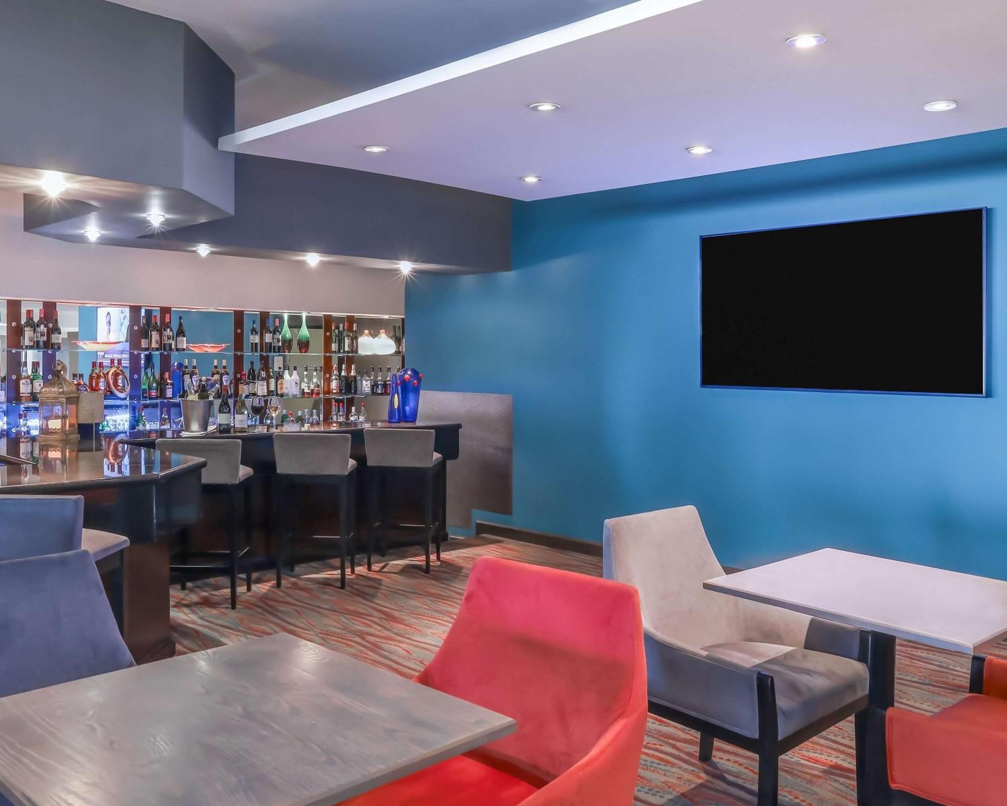Garden Court East London Hotel ภายนอก รูปภาพ